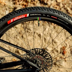 Copertone Vittoria Mezcal XC Trail 29x2.40 - Nero