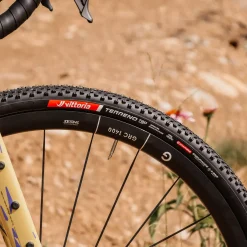 Copertone Vittoria Terreno T60 Mixed Gravel Endurance 700x40 - Nero