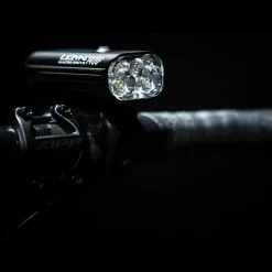 Luce anteriore Lezyne macro drive 1400+ - Nero