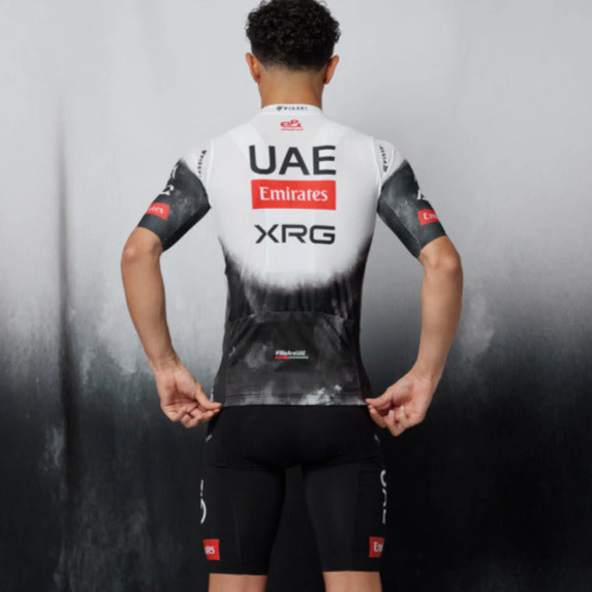 Maglia Pissei UAE Team Emirates 2025 Magistrale