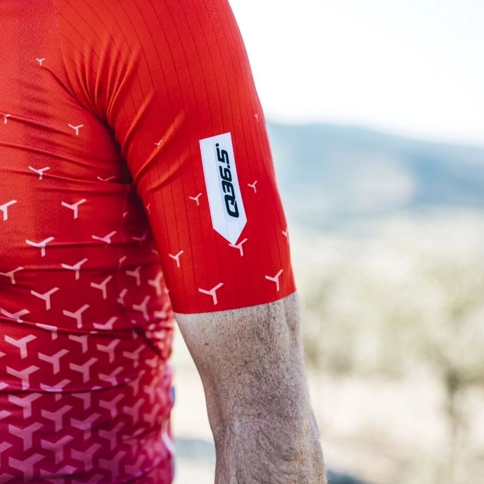 Maglia Q36.5 R2 Y - Rosso fluo