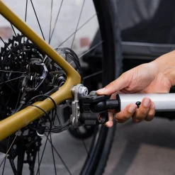 Thule axle mount ezHitch plate
